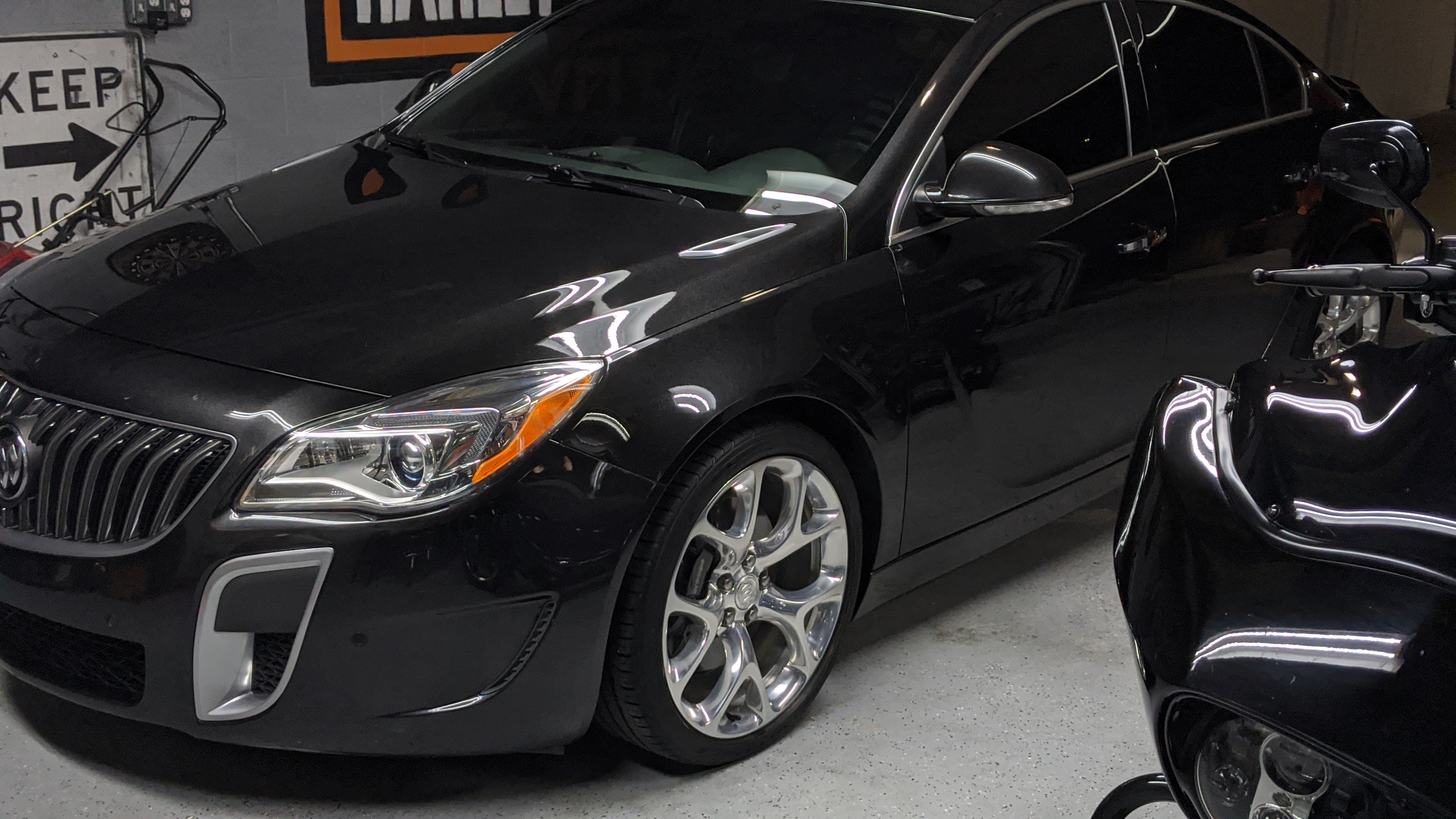 Used 2014 Buick Regal GS AWD/4WD image 4