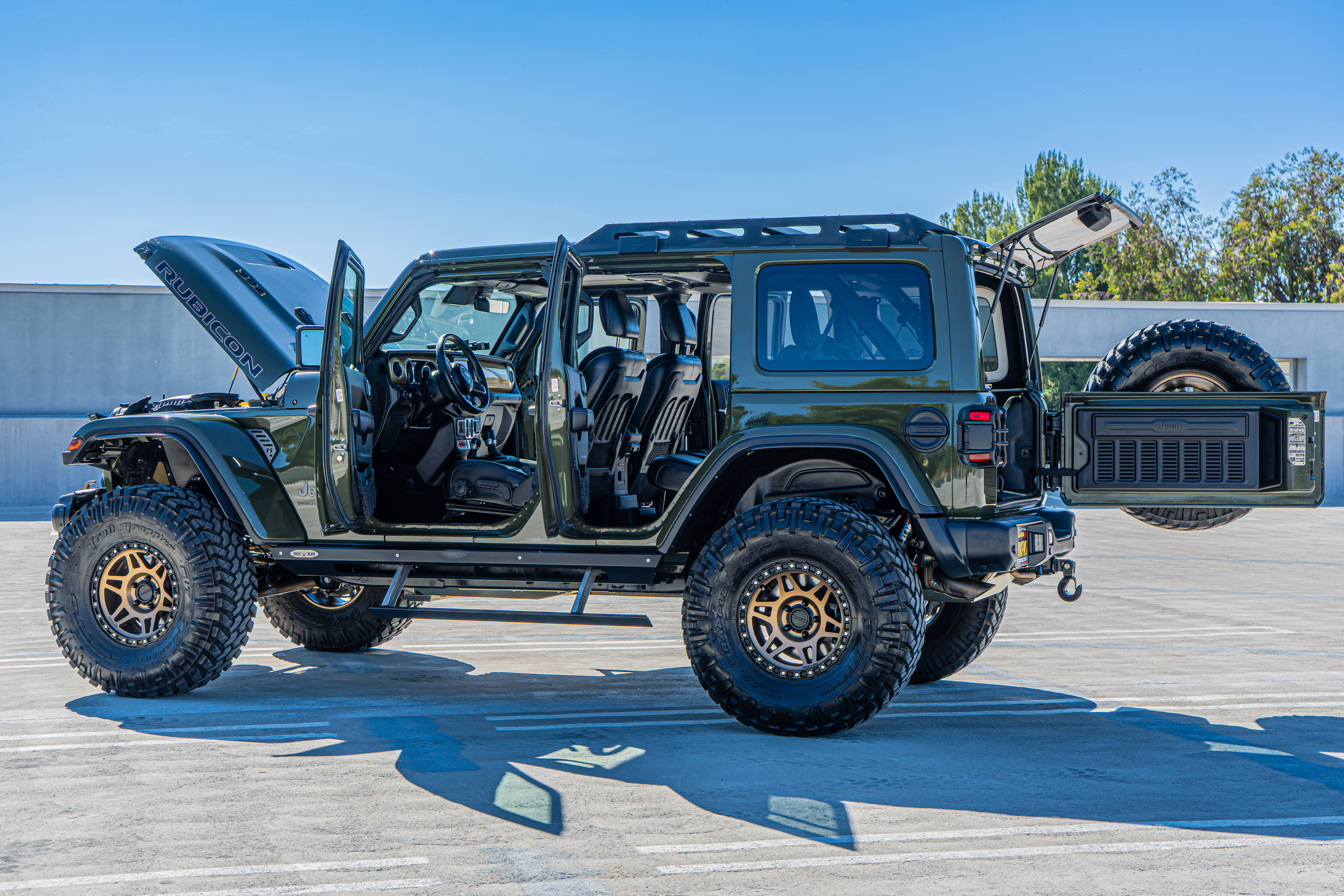 Used 2023 Jeep Wrangler Unlimited Rubicon 392 w/ Xtreme Recon 35" Tire Package AWD/4WD image 24