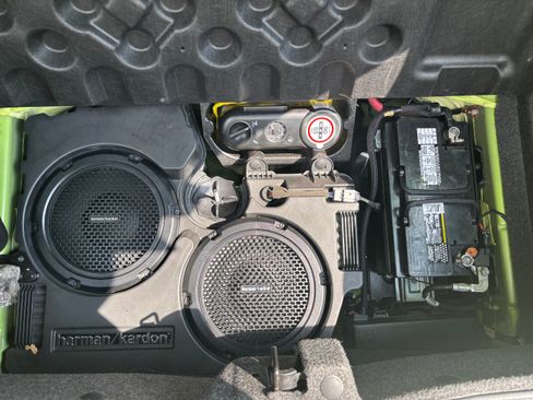 Used 2015 Dodge Challenger R/T Scat Pack image 12