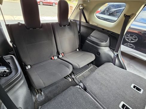 Used 2015 Mitsubishi Outlander SE image 19