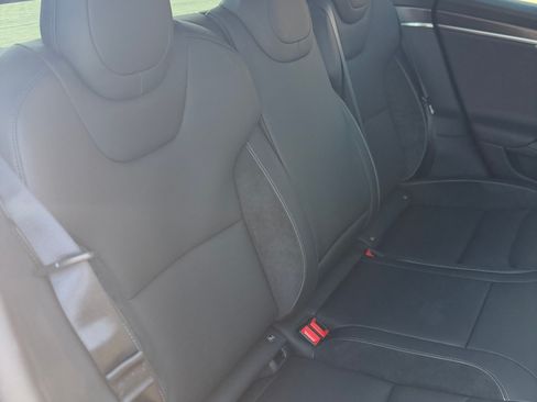 Used 2026 Tesla Model S Plaid AWD/4WD image 19