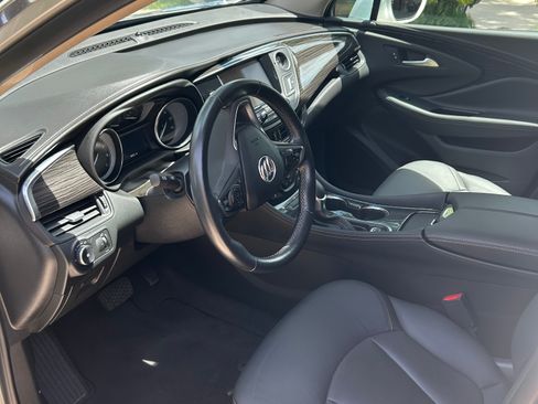 Used 2017 Buick Envision Essence AWD/4WD image 5