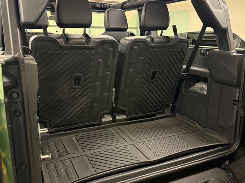 Used 2022 Ford Bronco Black Diamond AWD/4WD image 2