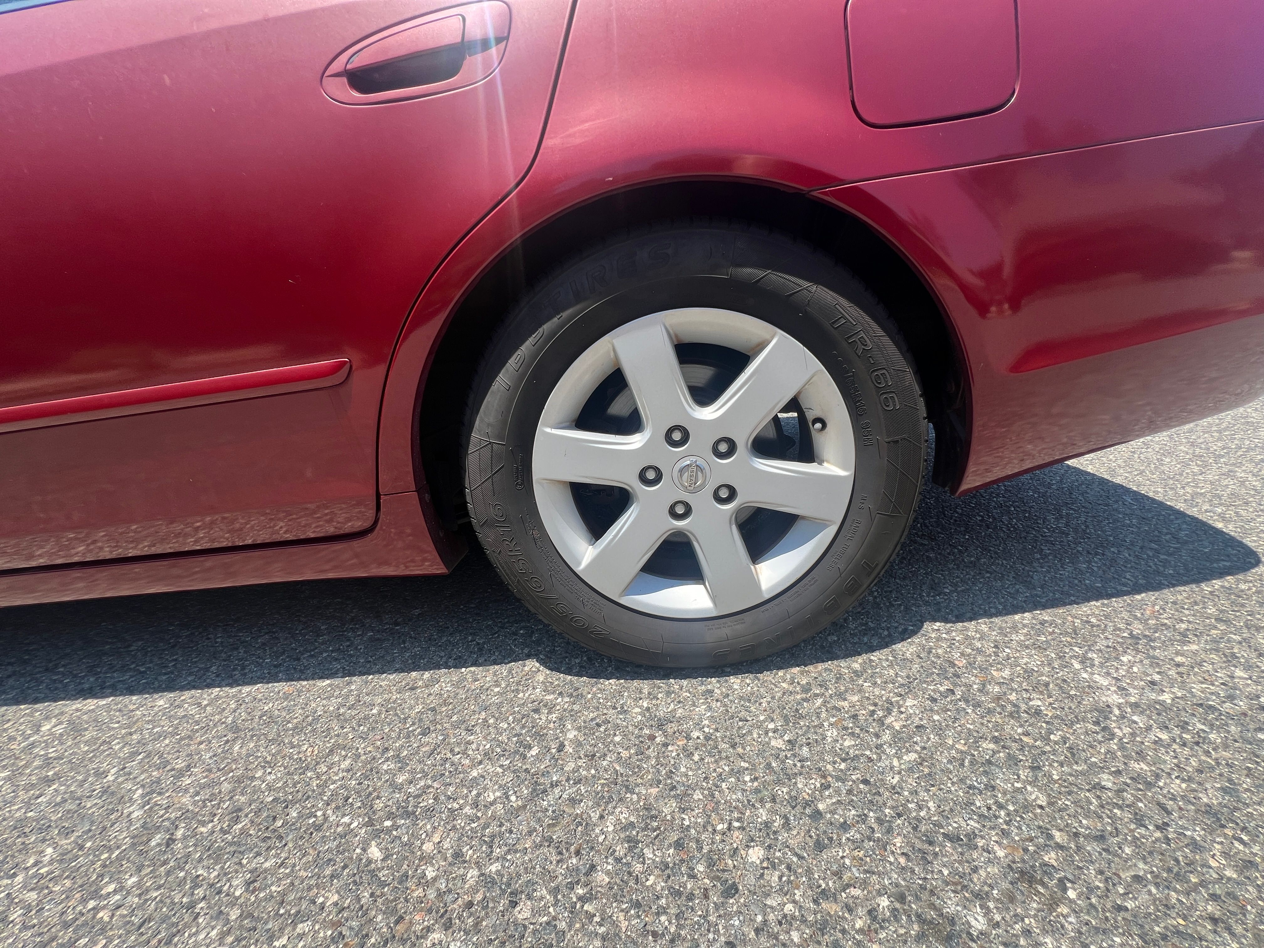 Used 2003 Nissan Altima 2.5 SL FWD image 8