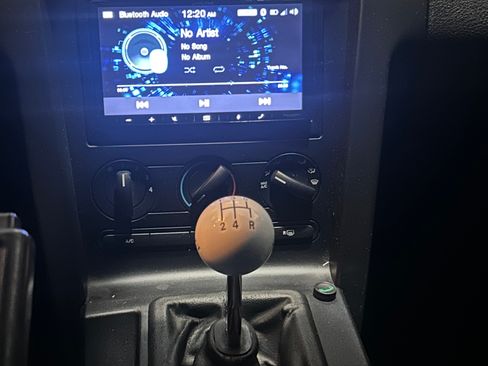 Used 2006 Ford Mustang GT Premium image 8