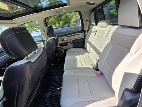 Used 2023 RAM 1500 Limited AWD/4WD image 5