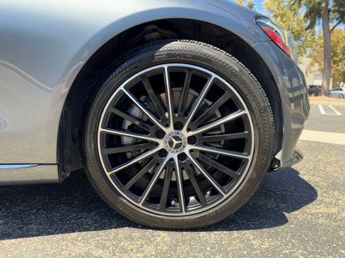 Used 2019 Mercedes-Benz C 300 Sedan image 24