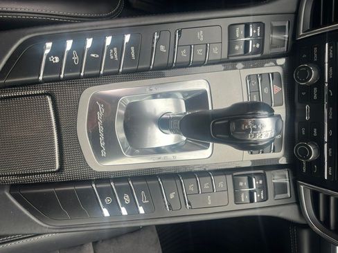 Used 2013 Porsche Panamera GTS image 23