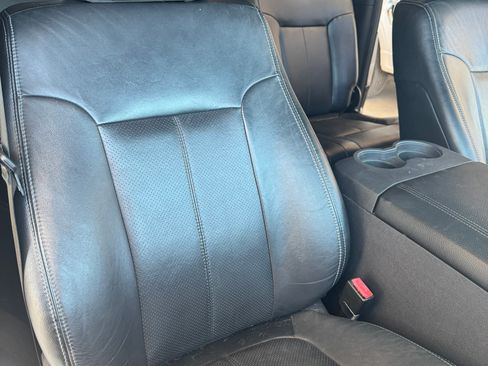 Used 2015 Ford F250 Lariat w/ Lariat Ultimate Package image 11