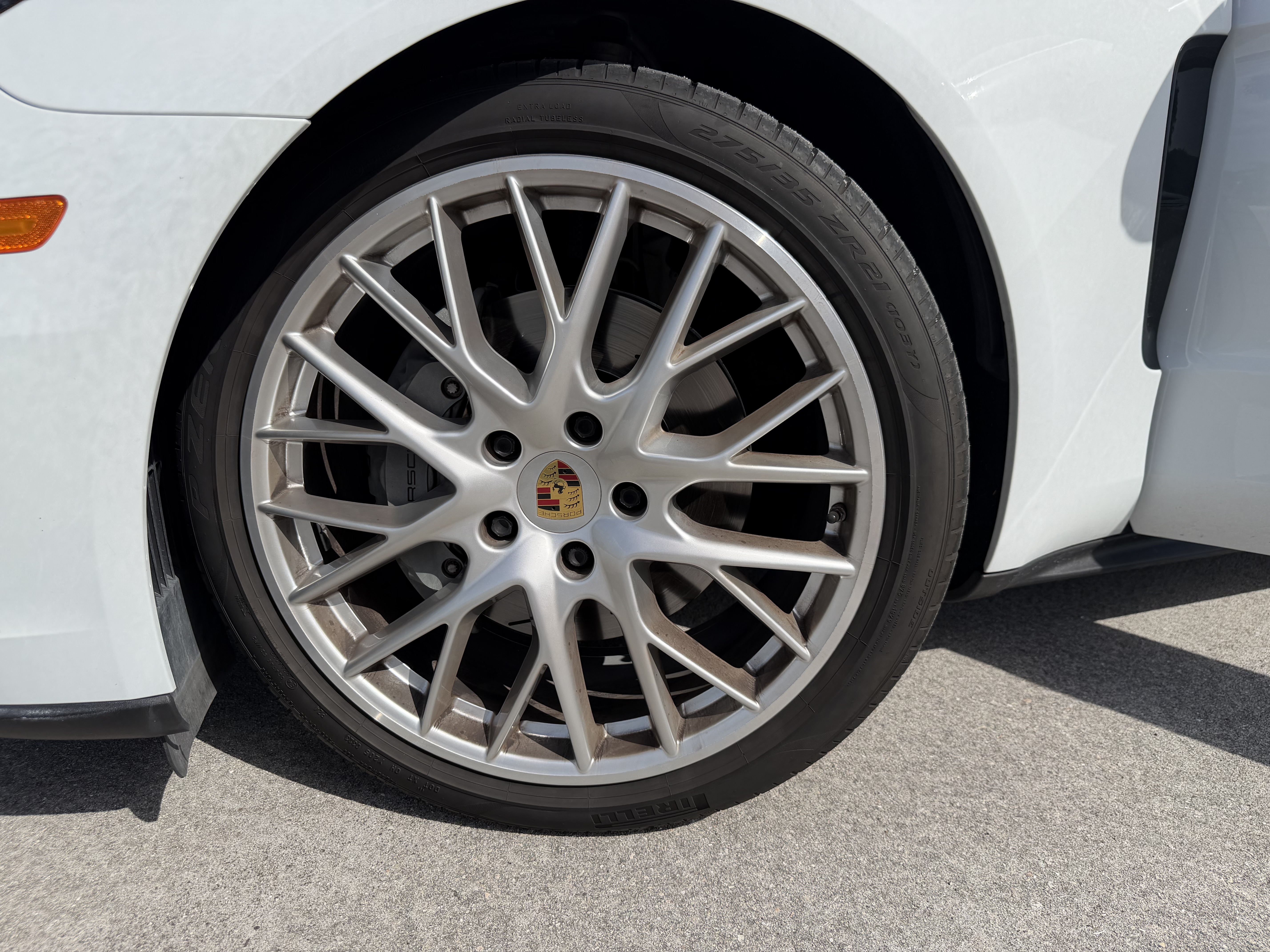Used 2018 Porsche Panamera 4S AWD/4WD image 18