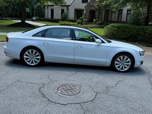 Used 2016 Audi A8 L 3.0T w/ Executive Package image 2