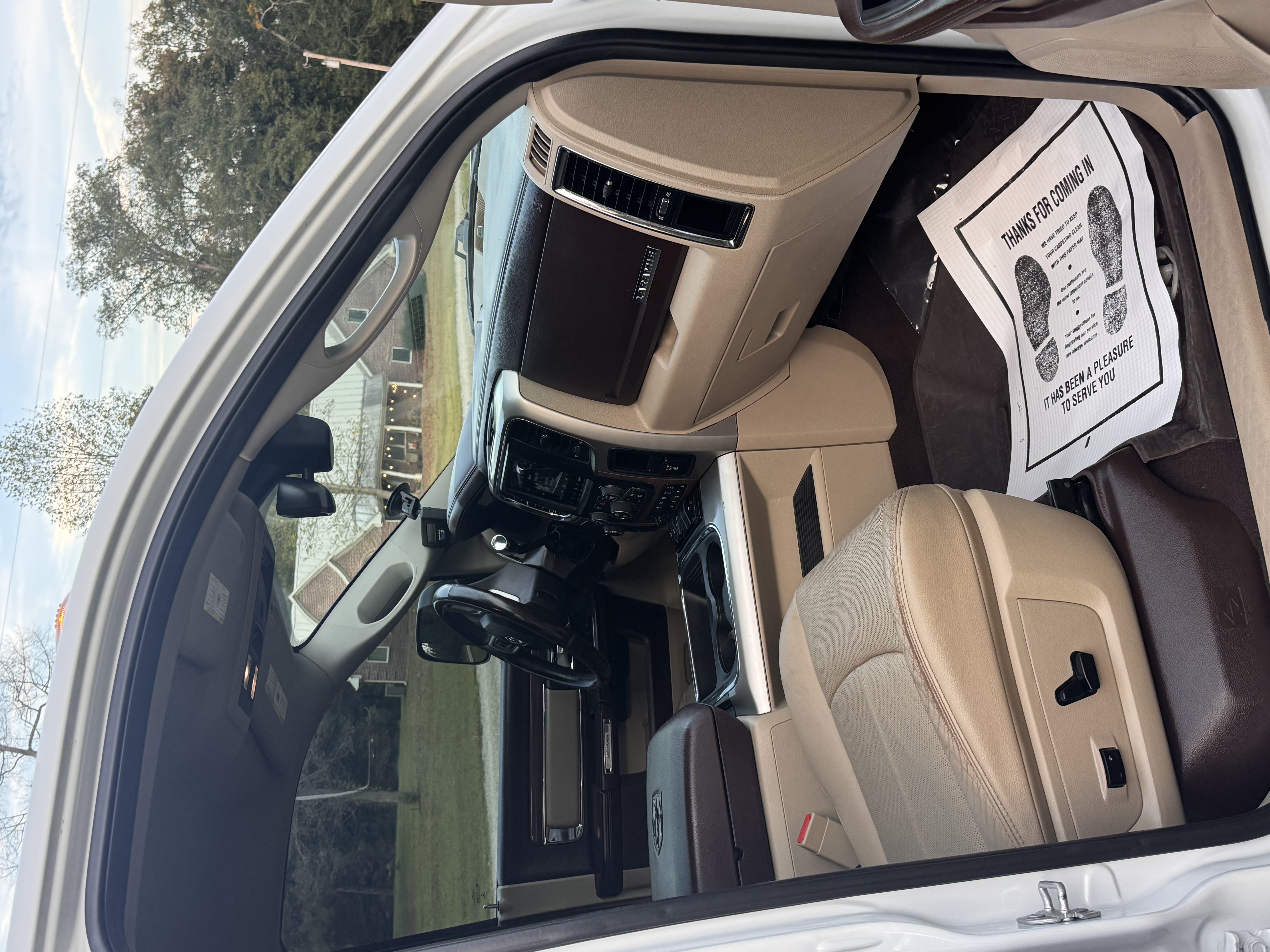 Used 2018 RAM 2500 Laramie AWD/4WD image 12