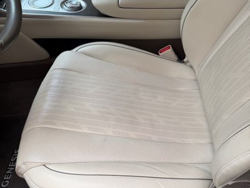 Used 2021 Genesis GV80 2.5T w/ Advanced Package 02 image 11