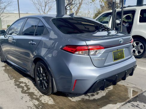 Used 2023 Toyota Corolla SE image 1