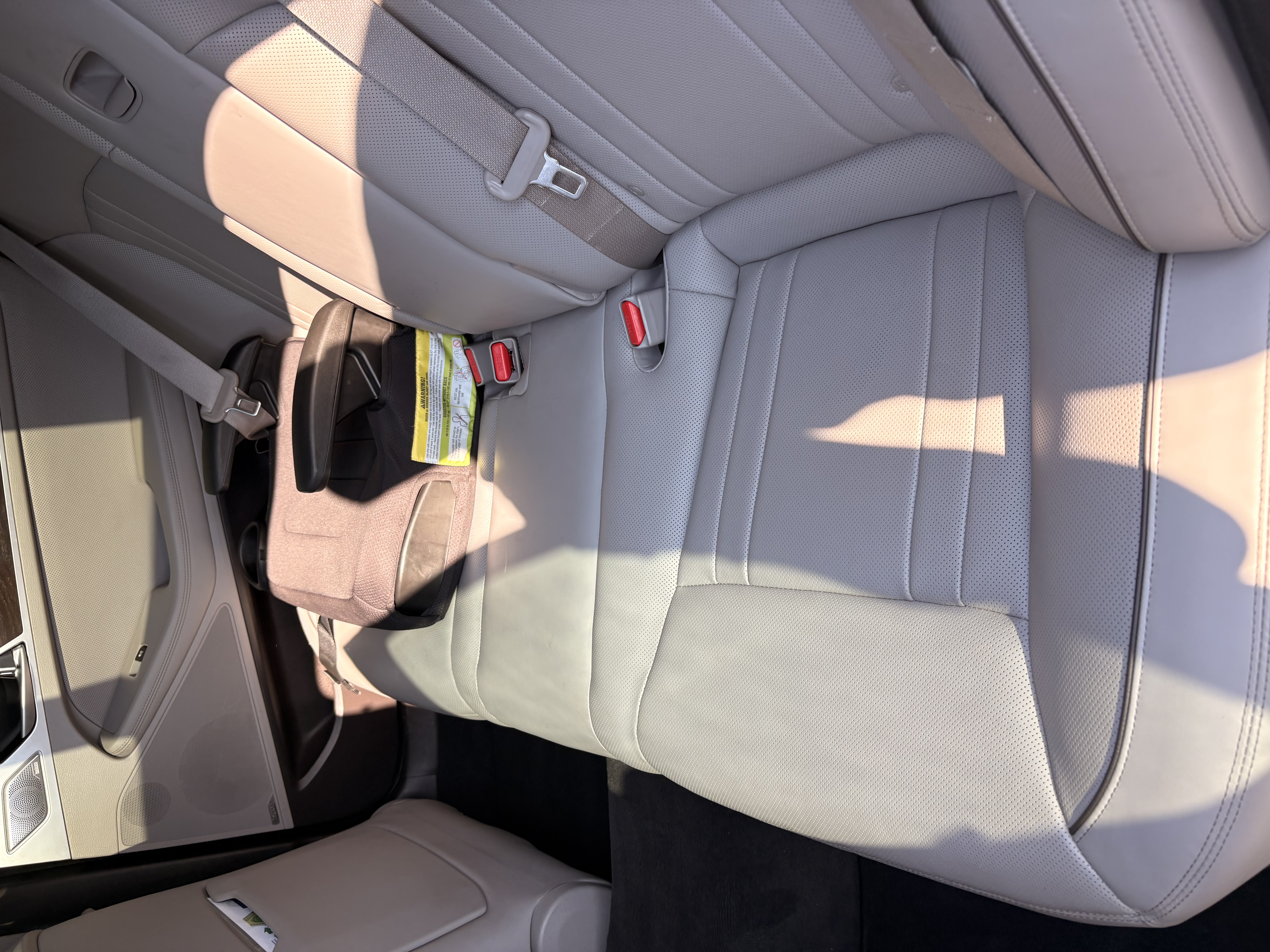 Used 2018 Genesis G80 3.8 w/ Option Group 03 RWD image 25