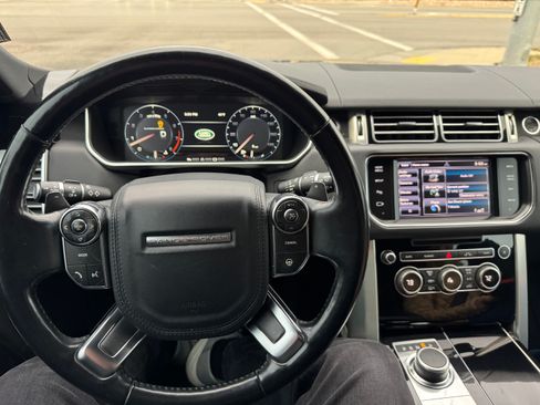 Used 2014 Land Rover Range Rover Supercharged image 4