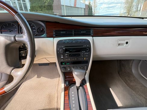 Used 2002 Cadillac Eldorado Touring w/ Preffered Equipment Group image 22