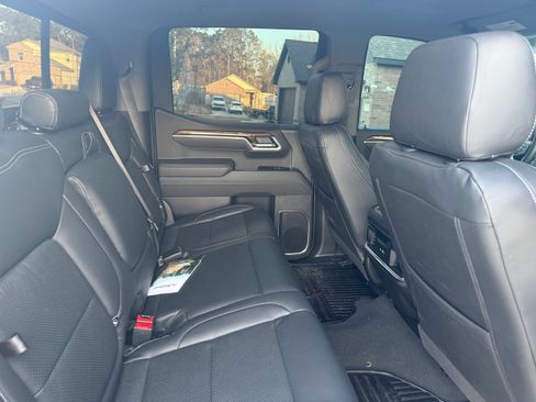 Used 2025 GMC Sierra 1500 Elevation w/ Preferred Package AWD/4WD image 15
