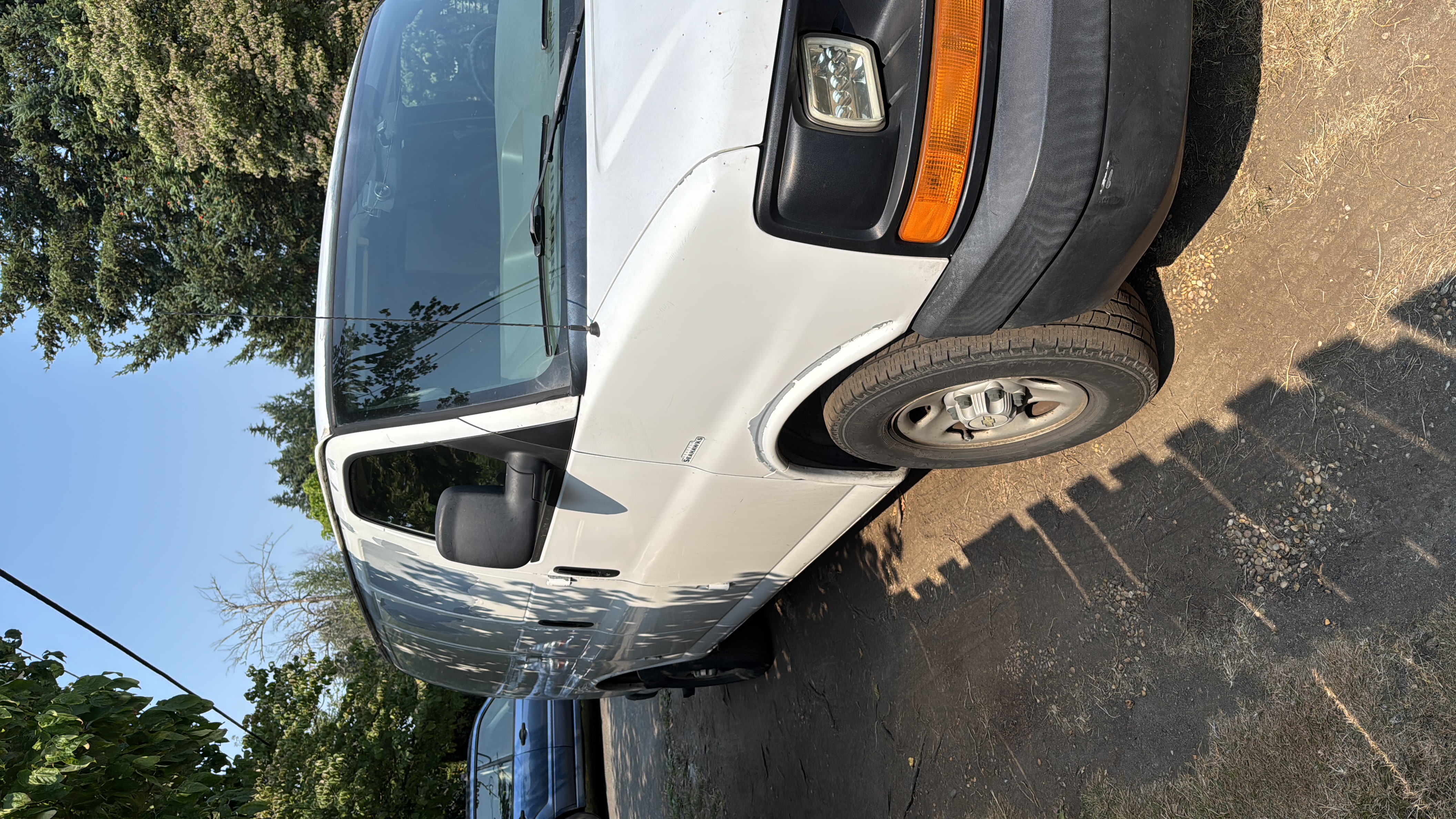 Used 2007 Chevrolet Express 1500 RWD image 10