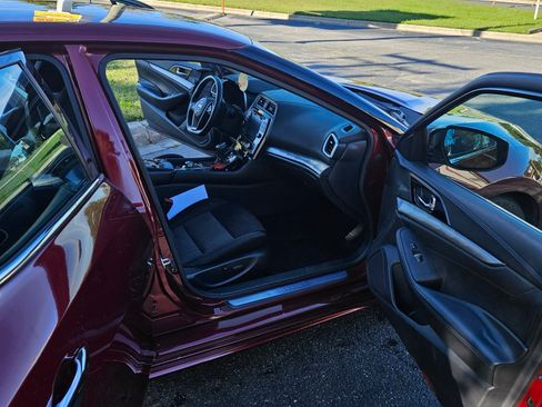 Used 2017 Nissan Maxima 3.5 S image 9