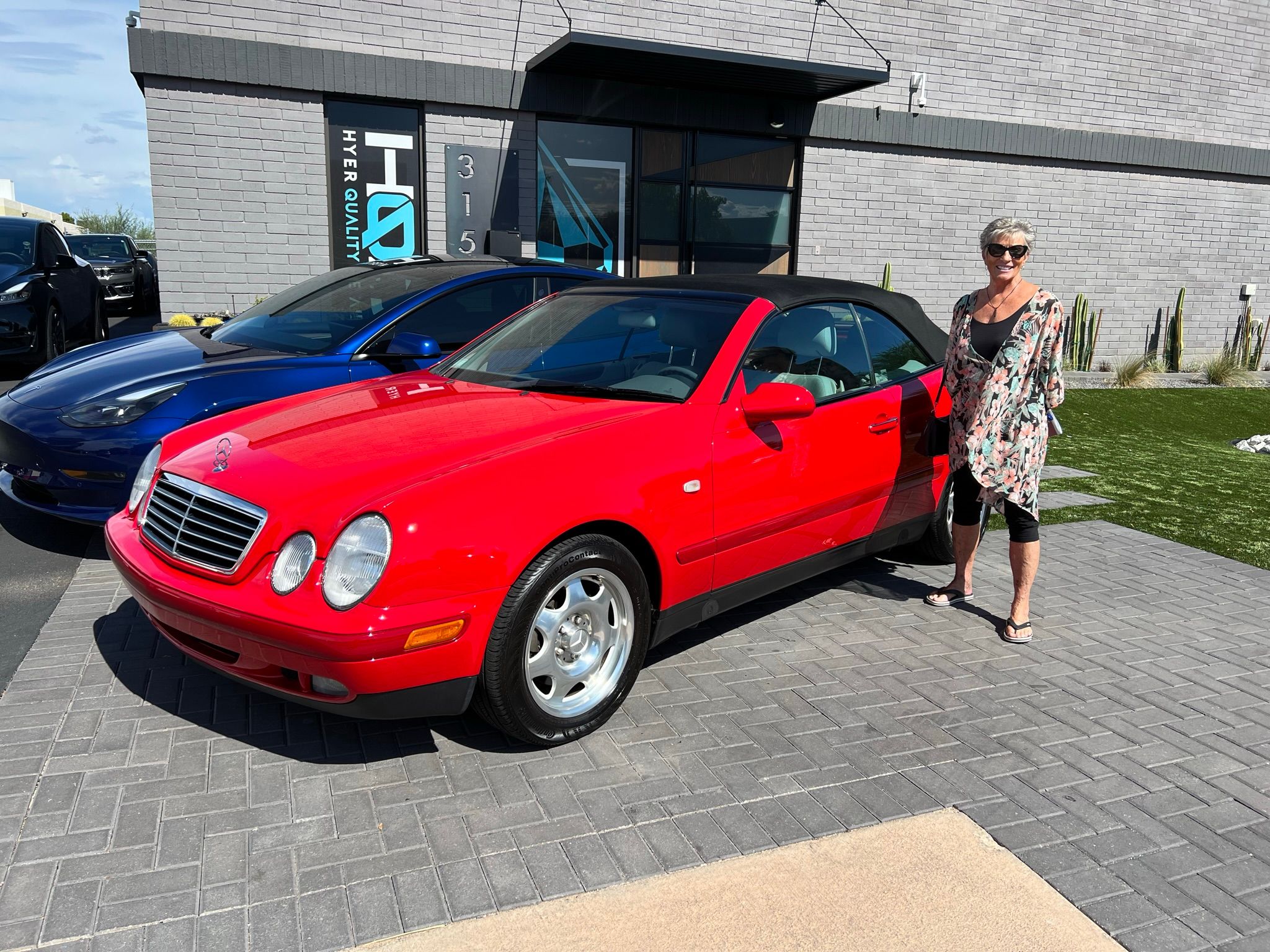 Used 1999 Mercedes-Benz CLK 320 Cabriolet image 2