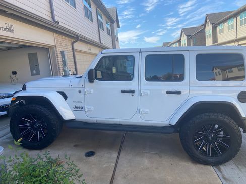 Used 2023 Jeep Wrangler Unlimited Sahara w/ Cold Weather Group image 2