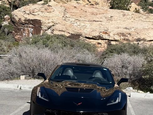 Used 2017 Chevrolet Corvette Z06 image 8