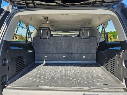 Used 2020 GMC Yukon XL SLT image 31