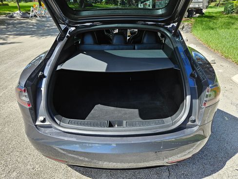 Used 2016 Tesla Model S P90D image 24