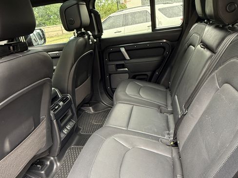 Used 2023 Land Rover Defender 110 X-Dynamic SE AWD/4WD image 15