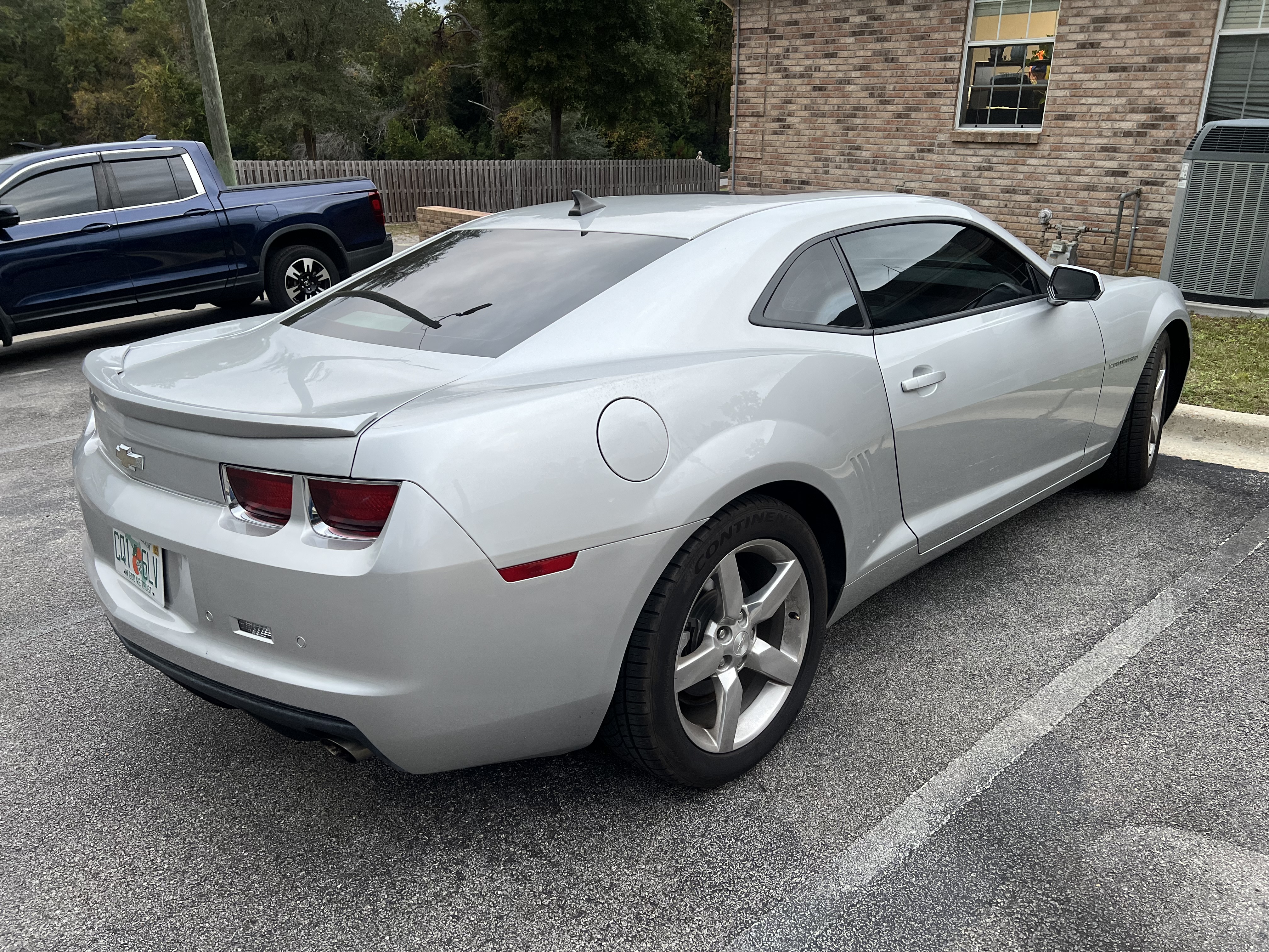 Used 2012 Chevrolet Camaro LT RWD image 2