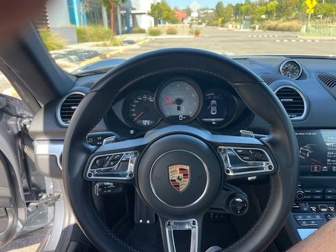 Used 2025 Porsche 718 Cayman S image 11