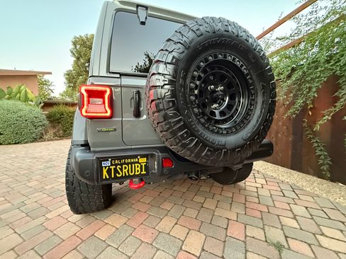 Used 2021 Jeep Wrangler Unlimited Rubicon image 16