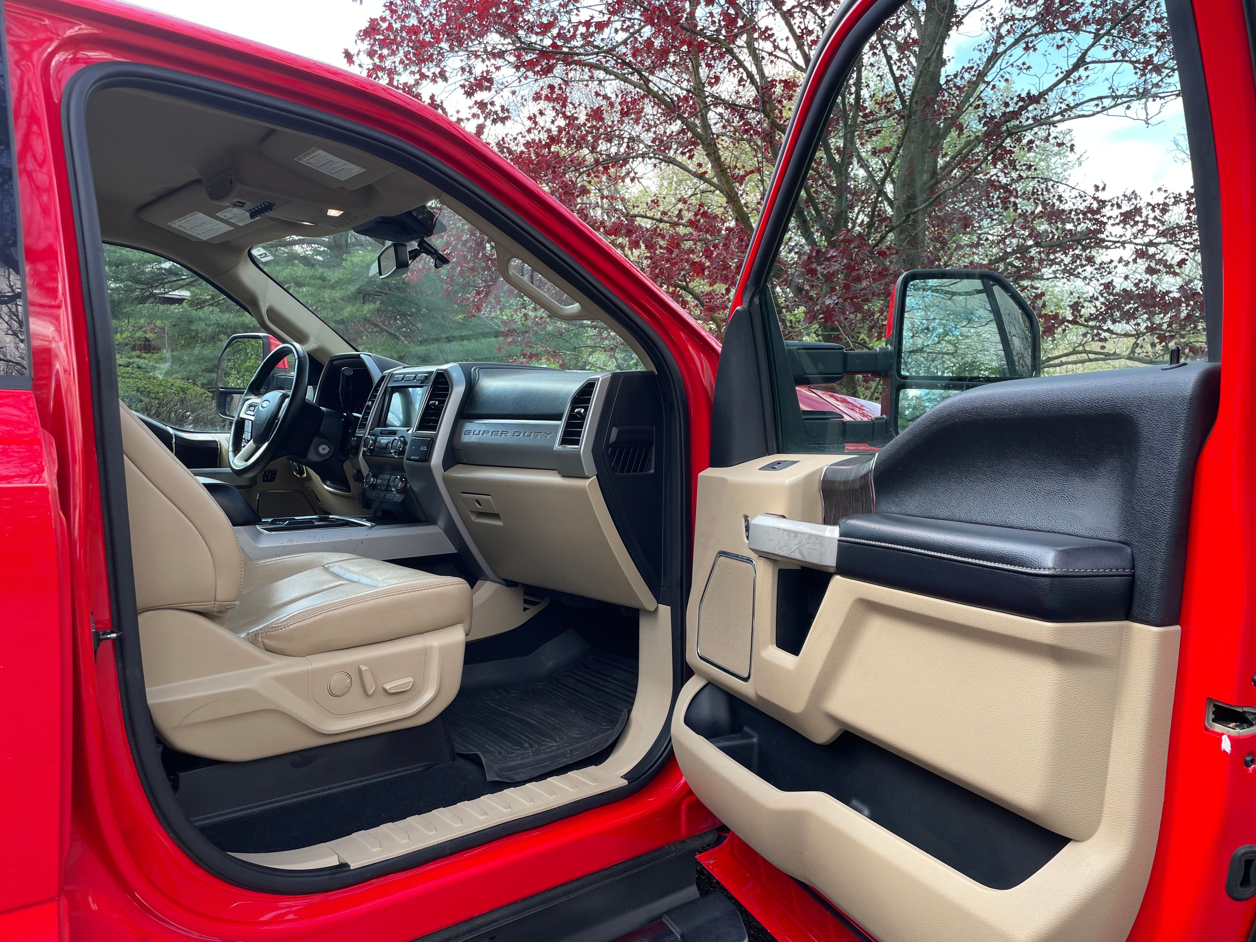 Used 2020 Ford F350 Lariat w/ Lariat Value Package AWD/4WD image 23