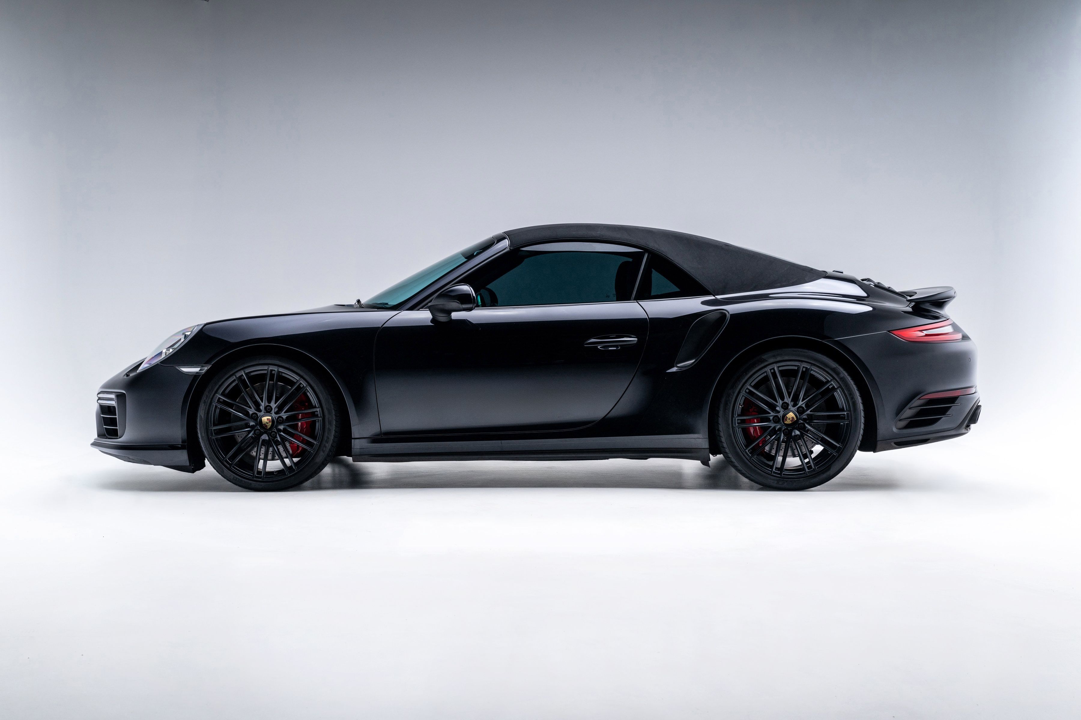 Used 2017 Porsche 911 Turbo AWD/4WD image 12