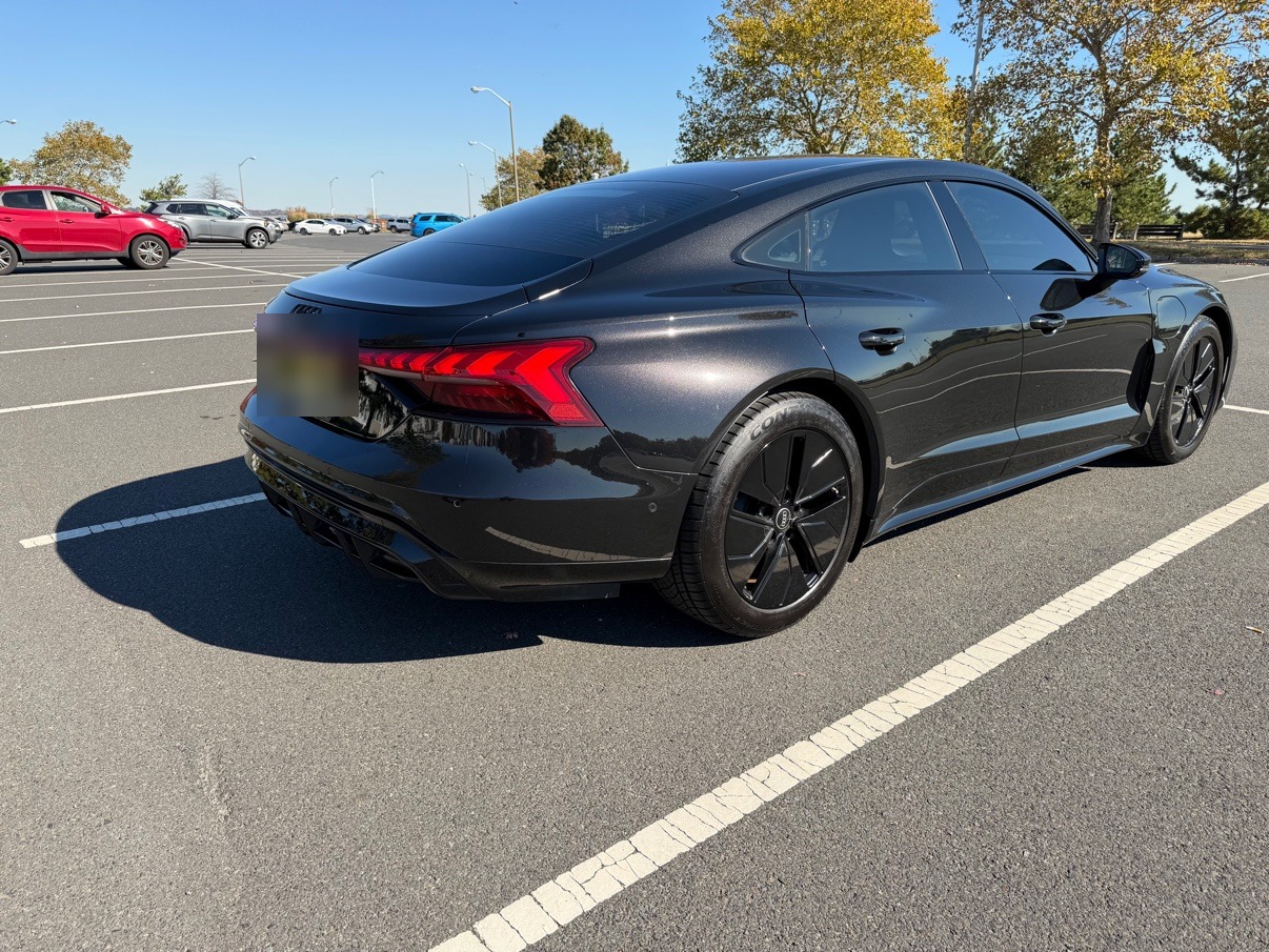 Used 2022 Audi e-tron GT Prestige w/ Prestige Package AWD/4WD image 30