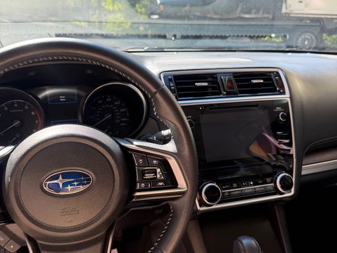 Used 2019 Subaru Outback 2.5i Limited w/ Popular Package #2 AWD/4WD image 13