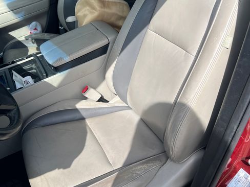 Used 2011 MAZDA CX-9 Touring w/ Moonroof & Bose Audio Pkg FWD image 16