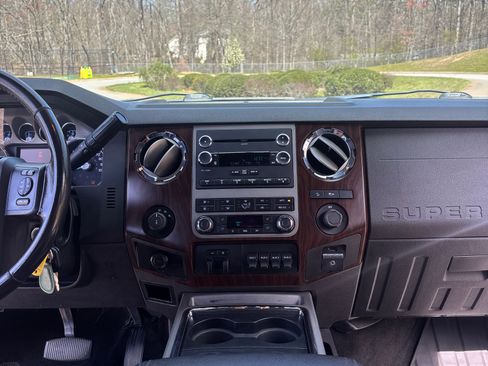 Used 2012 Ford F250 Lariat w/ FX4 4X4 Off-Road Pkg image 12