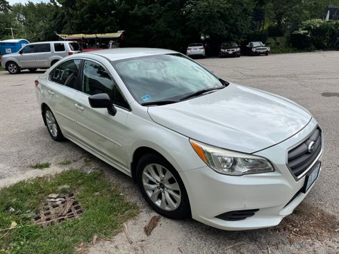 Used 2017 Subaru Legacy 2.5i w/ Alloy Wheel Package AWD/4WD image 4