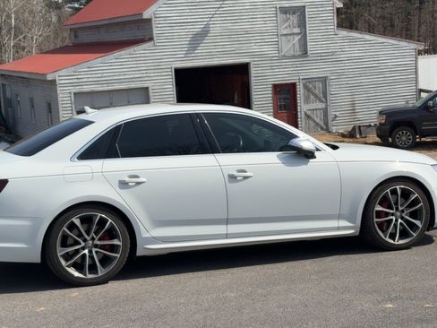 Used 2019 Audi S4 Premium Plus w/ Premium Plus Package image 5