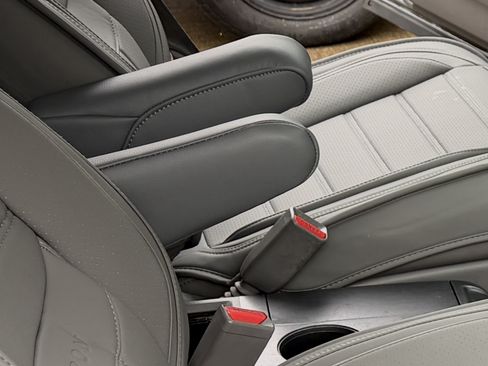 Used 2009 Honda CR-V EX-L image 8