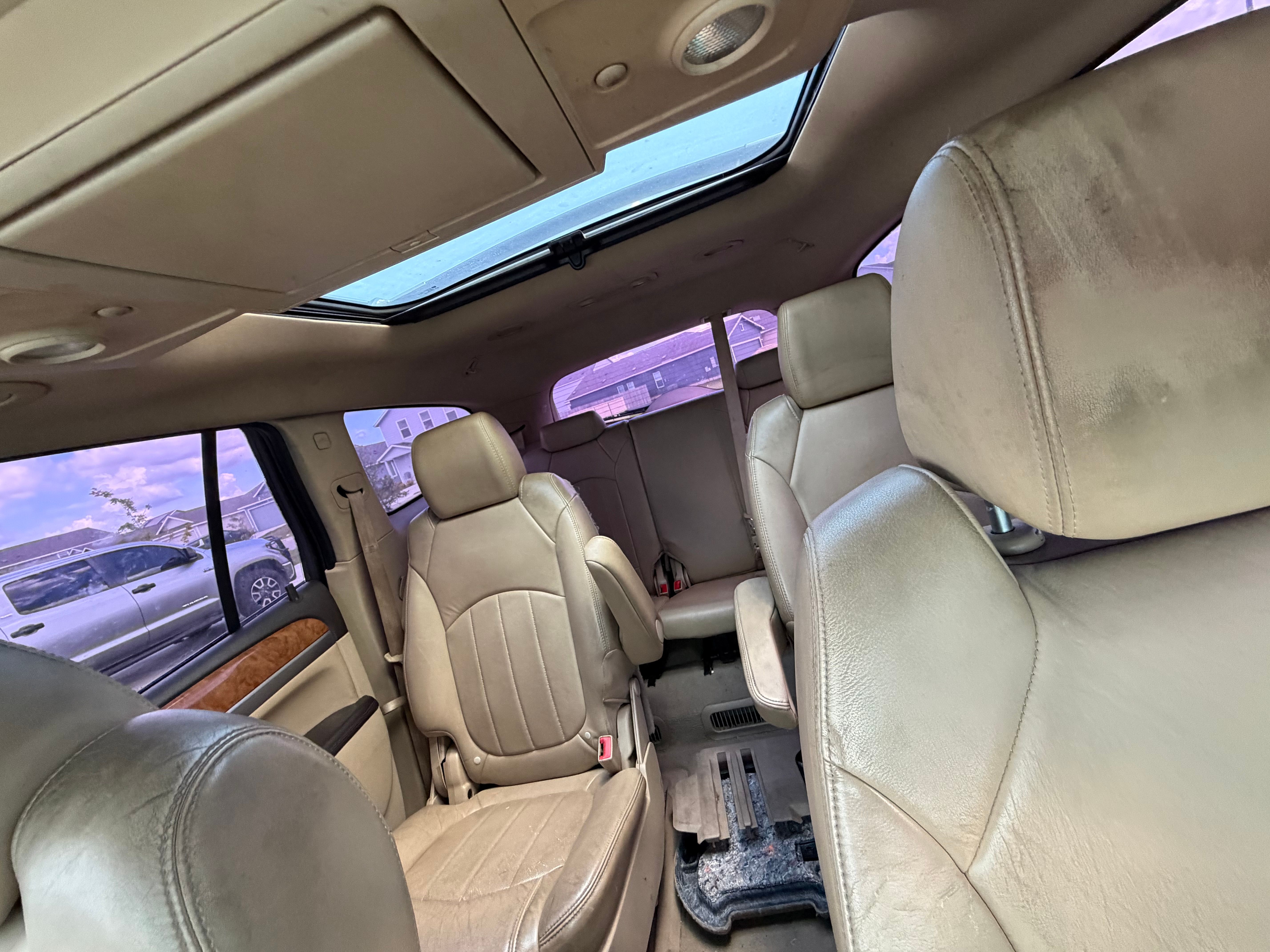 Used 2011 Buick Enclave CXL AWD/4WD image 9