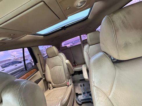 Used 2011 Buick Enclave CXL AWD/4WD image 9