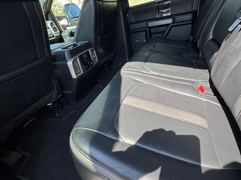 Used 2021 Ford F250 Platinum w/ FX4 Off-Road Package image 16