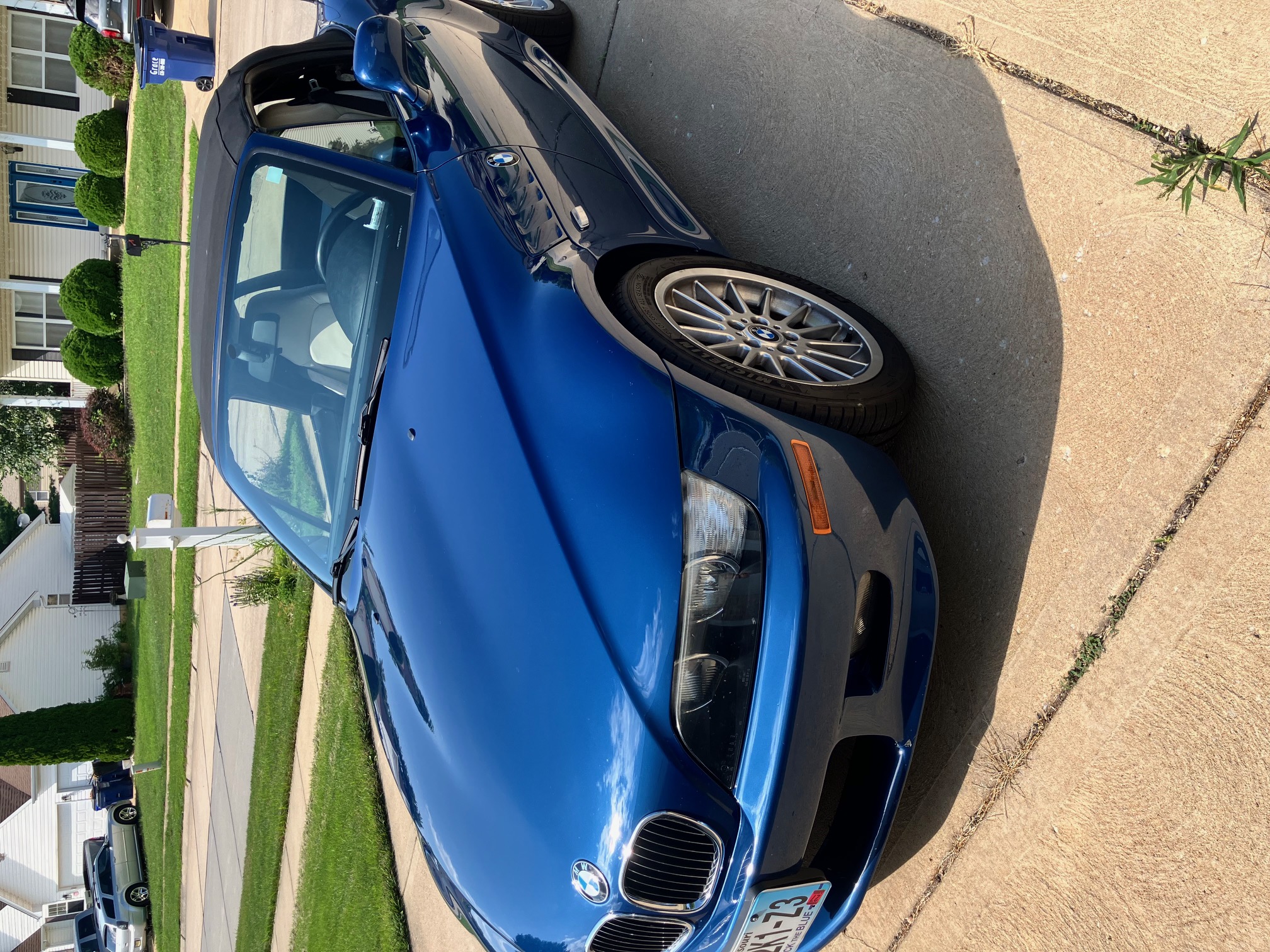 Used 2001 BMW Z3 3.0i RWD image 2