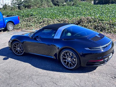 Used 2024 Porsche 911 Targa 4 image 18
