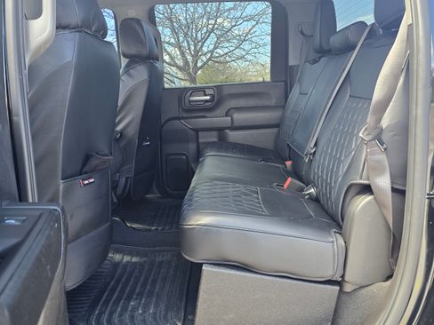 Used 2021 GMC Sierra 2500 4x4 Crew Cab w/ Gooseneck/5TH Wheel Package image 14