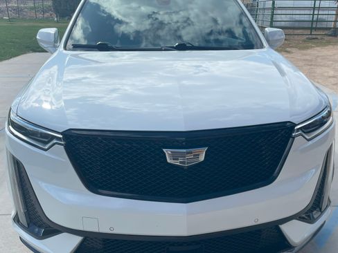 Used 2023 Cadillac XT6 Sport w/ LPO, ONYX Package image 1