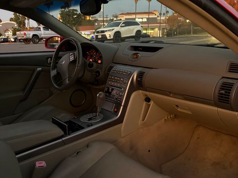 Used 2004 INFINITI G35 35 Coupe 2D w/ Premium Pkg image 8